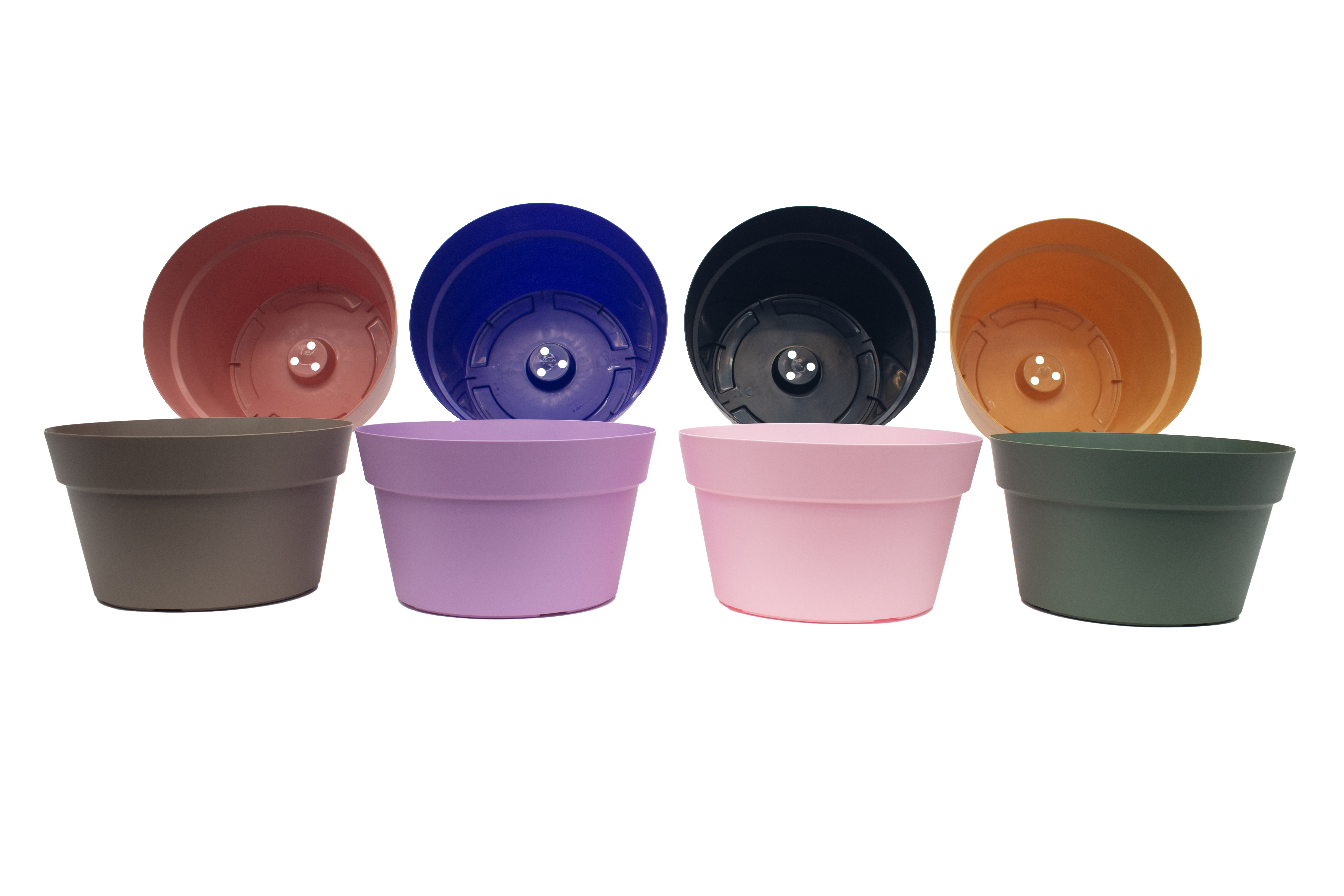 AMEVO introduces new design bowl for the terrace table.